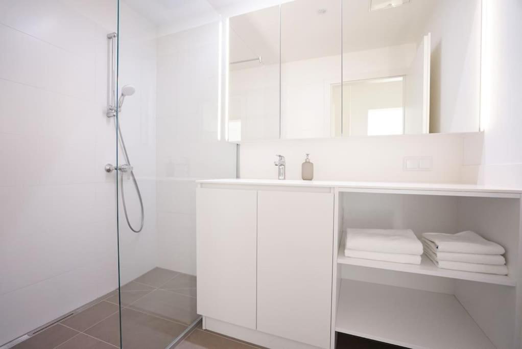 Fine Studio With Terrace - 15 Min To Center Viena Exterior foto